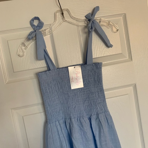 Brand new dress - Picture 3 of 3